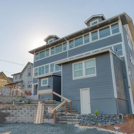 #Stayinmydistrict Historic Apartment Near Downtown Coos Bay Exterior photo